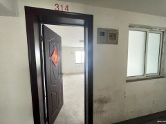 如東于港初中對面2500平方辦公、廠房出租