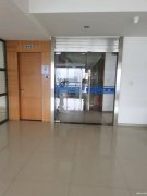 通京大道335號廠房招租。交通方便，變壓器容量大，有兩證。