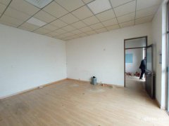 通州劉橋鎮(zhèn)，鋼結(jié)構(gòu)廠房，行車(chē)5噸，緊靠高速入口