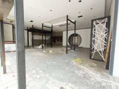 自有房產(chǎn)，可做服裝精品店母嬰用品店鞋店桌球城健身房直播