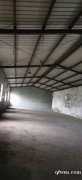 單層鋼結(jié)構(gòu)廠房，700平，有辦公室，租金便宜
